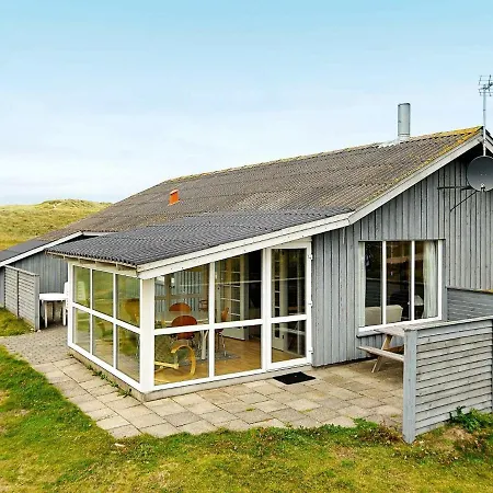 8 Person In Harbo Re Harboør